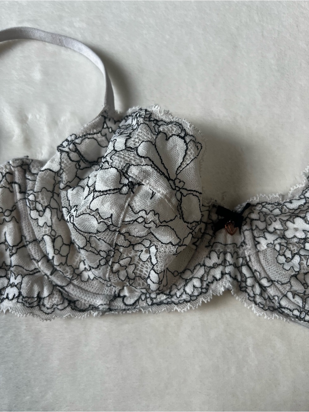 White & Black Victoria’s Secret Floral Lace Balconette Bra